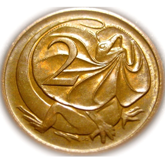 VINTAGE Handmade Australia Queen Elizabeth II Pearl Lizard Drop Hook Earrings - Picture 8 of 8